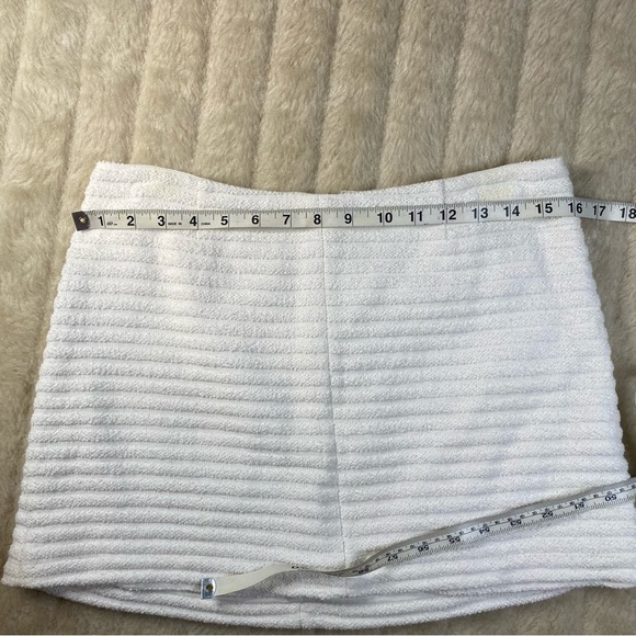 Theory Mini Skirt White 4 - Picture 4 of 6